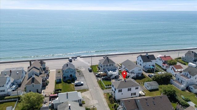 1 twelfth Street, Hampton, NH 03842