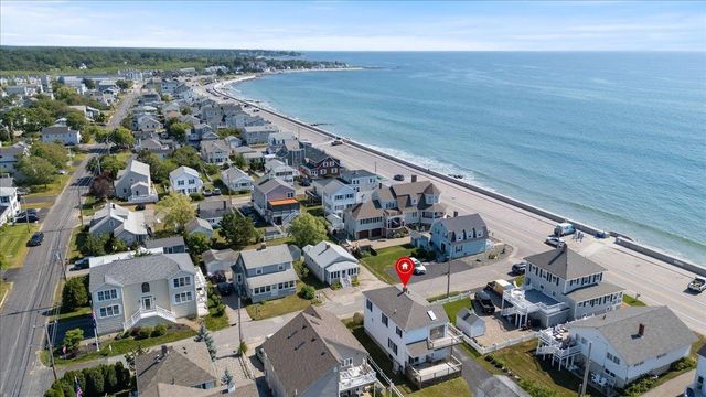 1 twelfth Street, Hampton, NH 03842