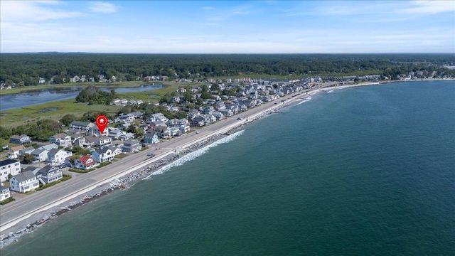 1 twelfth Street, Hampton, NH 03842