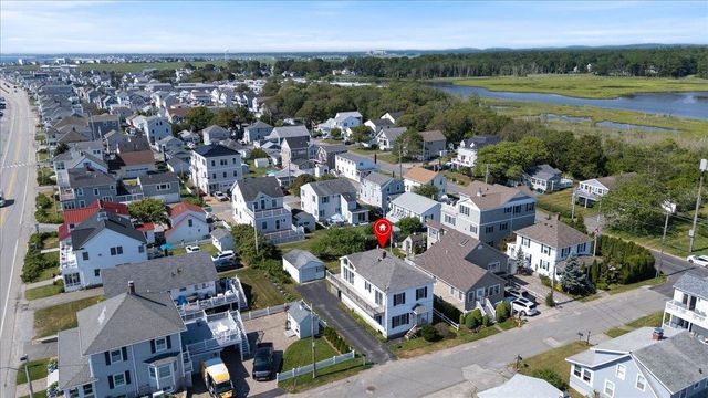 1 twelfth Street, Hampton, NH 03842