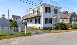 1 twelfth Street, Hampton, NH 03842