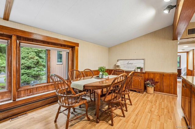 61 Lakeview Drive, Tomkins Cove, NY 10986