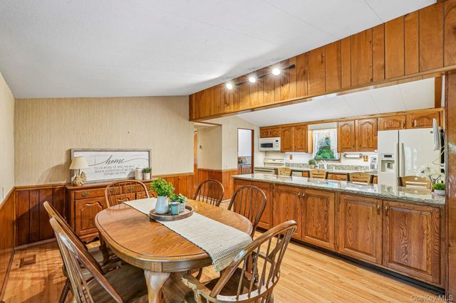 61 Lakeview Drive, Tomkins Cove, NY 10986