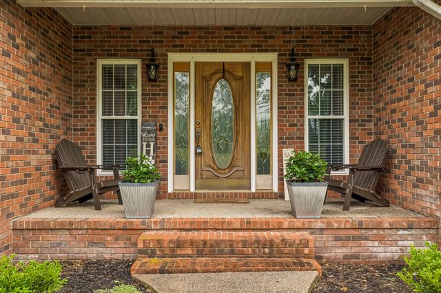 6 County House Cir, Carthage, TN 37030