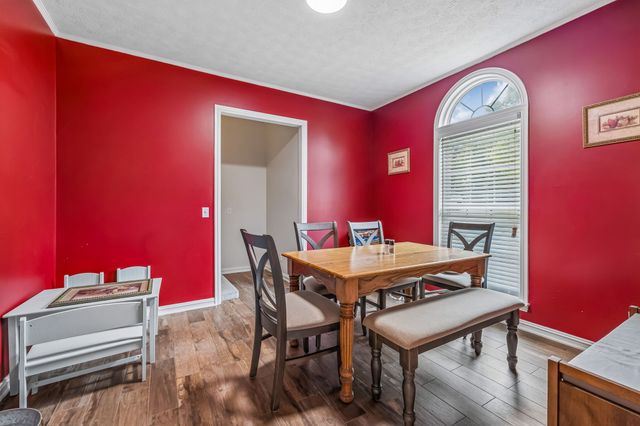 6 County House Cir, Carthage, TN 37030