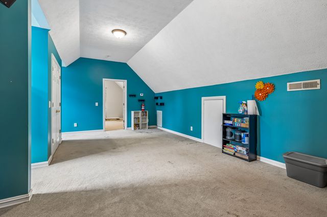 6 County House Cir, Carthage, TN 37030
