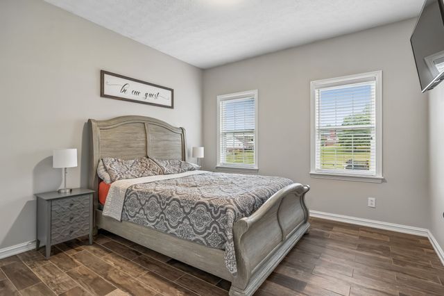 6 County House Cir, Carthage, TN 37030