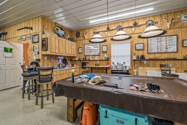 6 County House Cir, Carthage, TN 37030