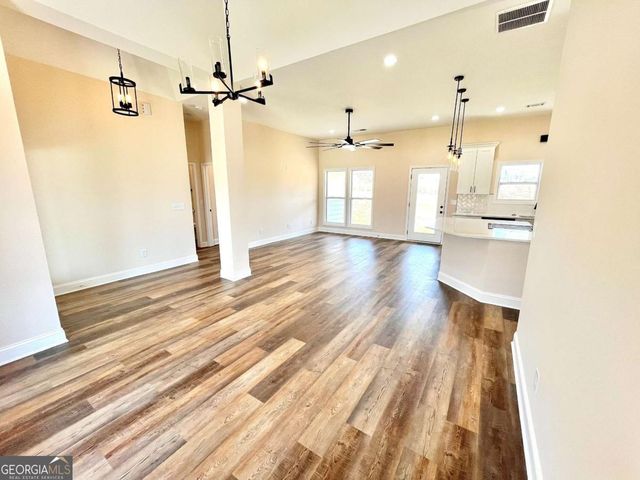 15 South Road, Griffin, GA 30224