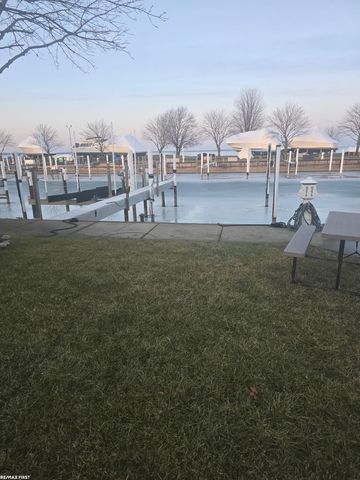 41700 Conger Bay Drive, Harrison Twp, MI 48045
