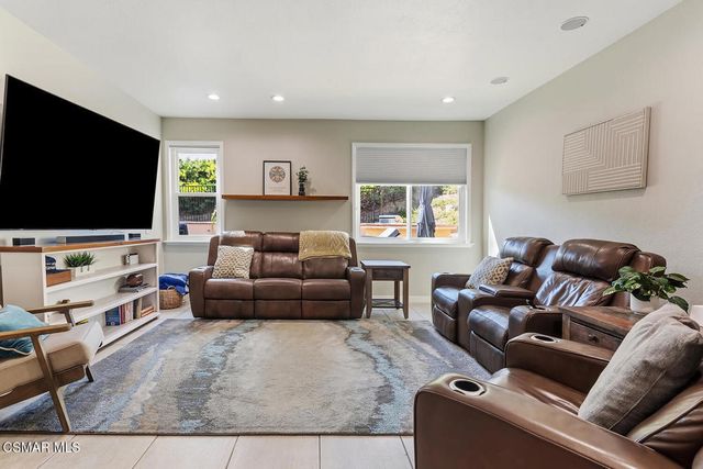 5625 Maricopa Drive, Simi Valley, CA 93063