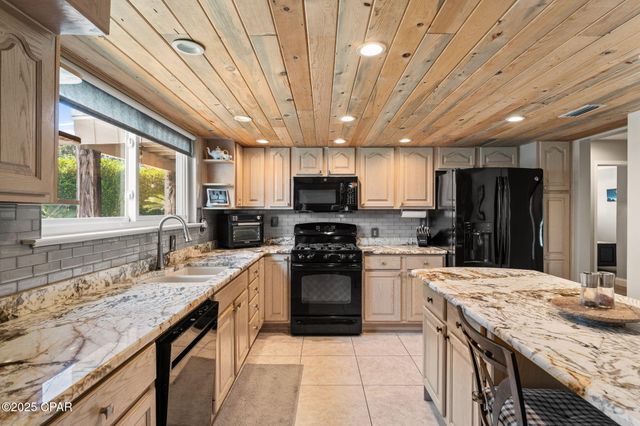 146 Laird Circle, Panama City, FL 32408