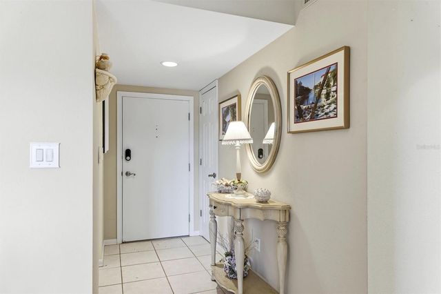 1215 S PORTOFINO DRIVE 406, Sarasota, FL 34242