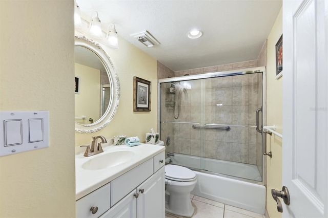 1215 S PORTOFINO DRIVE 406, Sarasota, FL 34242
