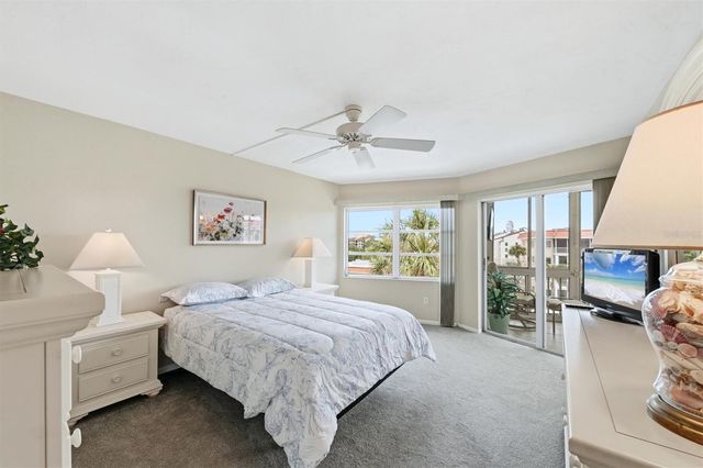 1215 S PORTOFINO DRIVE 406, Sarasota, FL 34242