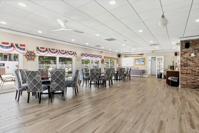 1215 S PORTOFINO DRIVE 406, Sarasota, FL 34242