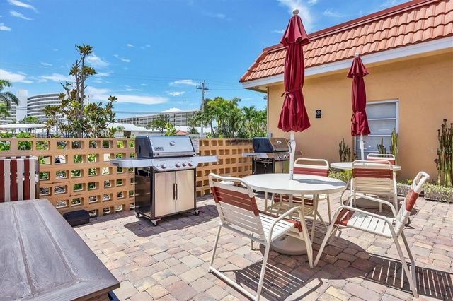 1215 S PORTOFINO DRIVE 406, Sarasota, FL 34242