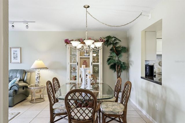 1215 S PORTOFINO DRIVE 406, Sarasota, FL 34242