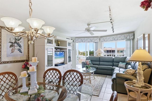 1215 S PORTOFINO DRIVE 406, Sarasota, FL 34242