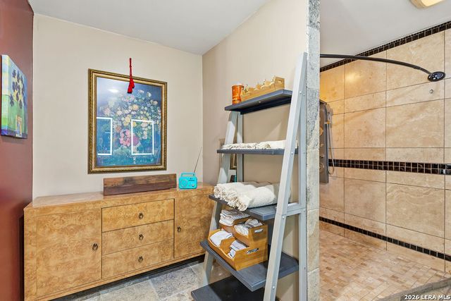 3118 Wroxton Rd, San Antonio, TX 78217