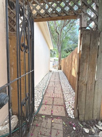 3118 Wroxton Rd, San Antonio, TX 78217
