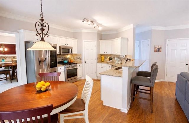 6036 Bateau Drive, Flowery Branch, GA 30542