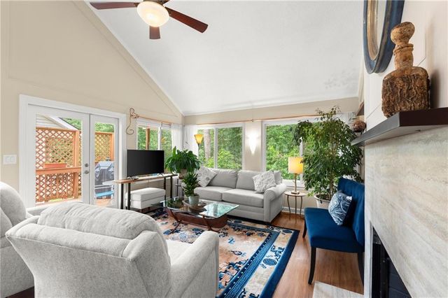 907 Bradford Lane, Marietta, GA 30062