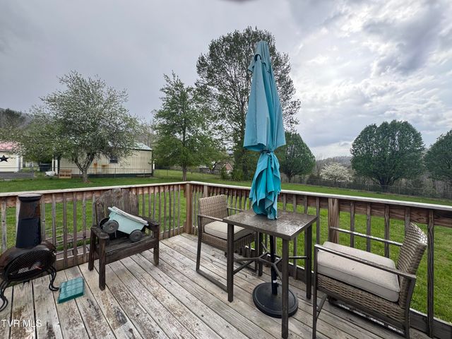 298 Rabbit Run Lane, Dryden, VA 24243