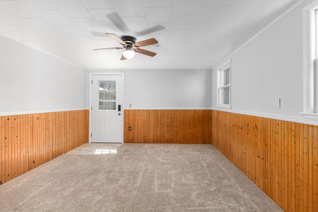 315 E Coffren Avenue, Greenville, MI 48838