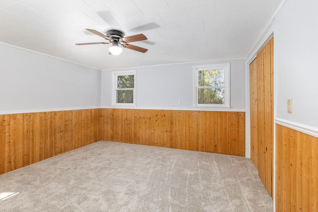 315 E Coffren Avenue, Greenville, MI 48838