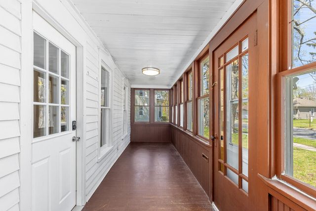 315 E Coffren Avenue, Greenville, MI 48838