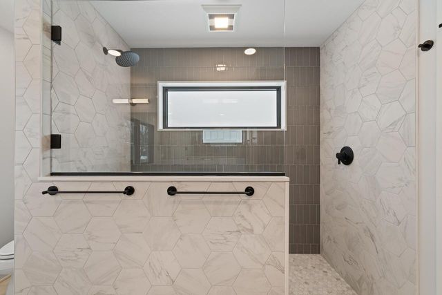 19 Cedar Point DRIVE, Williams Bay, WI 53191