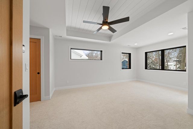 19 Cedar Point DRIVE, Williams Bay, WI 53191