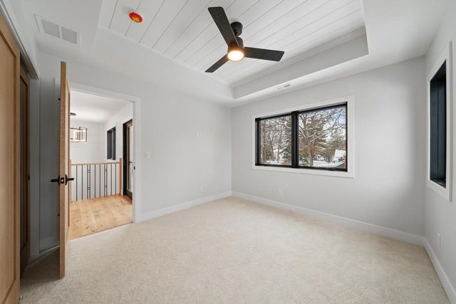 19 Cedar Point DRIVE, Williams Bay, WI 53191