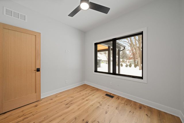 19 Cedar Point DRIVE, Williams Bay, WI 53191