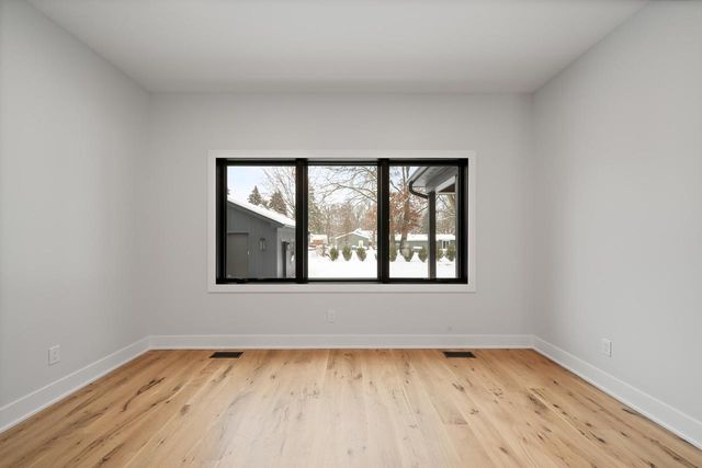 19 Cedar Point DRIVE, Williams Bay, WI 53191