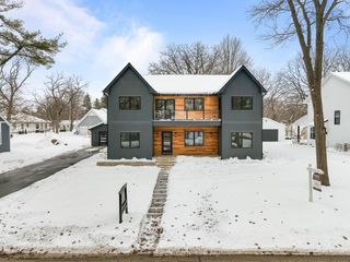 19 Cedar Point DRIVE, Williams Bay, WI 53191