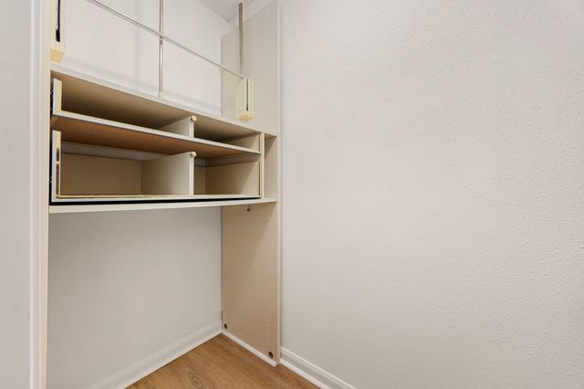 1746 S Gessner Road, Houston, TX 77063