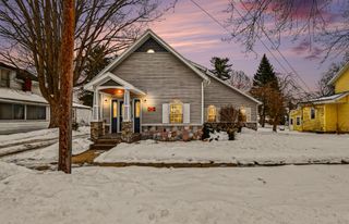 224 Pleasant Avenue SE, Caledonia, MI 49316