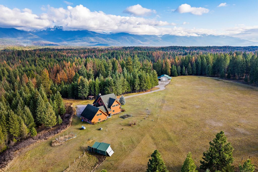 685 Lindsey Court, Kalispell, MT 59901 photo 2