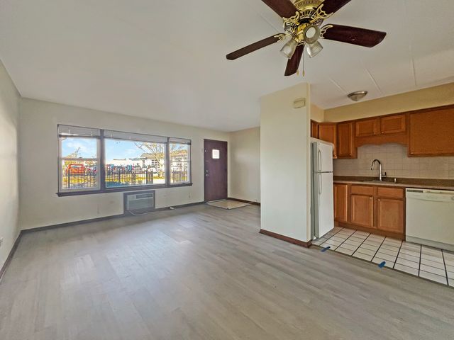 7740 Harvard Street 3, Forest Park, IL 60130