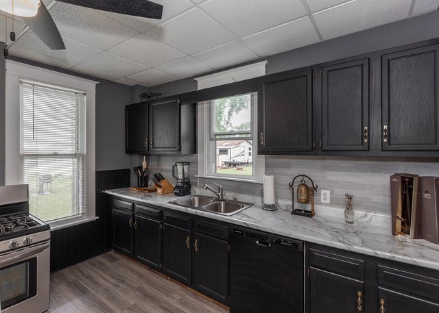 1839 15th Street, Moline, IL 61265