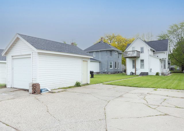 1839 15th Street, Moline, IL 61265