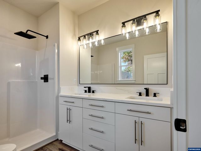 1040 2nd St, Gervais, OR 97026