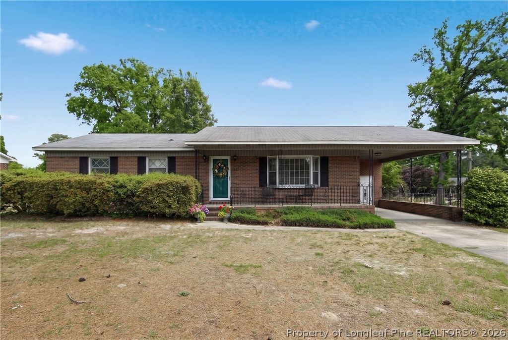 1413 Camelot Drive, Fayetteville, NC 28304 — exterior