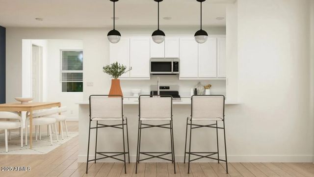 9742 W SUNDERLAND Avenue, Phoenix, AZ 85037