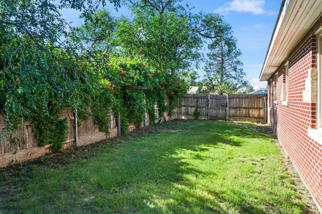 1601 8TH Avenue, Canyon, TX 79015