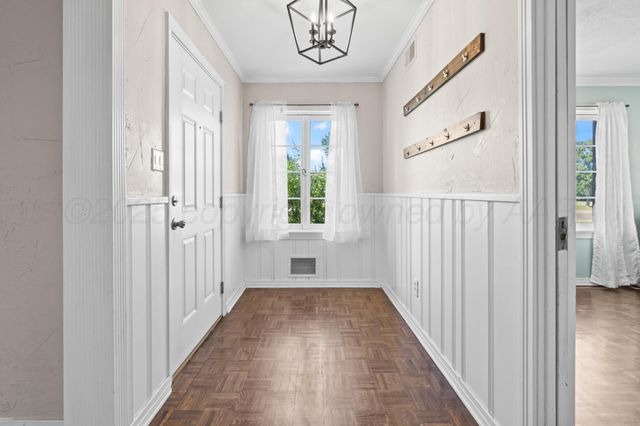 1601 8TH Avenue, Canyon, TX 79015