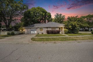 705 S Griffin Street, Grand Haven, MI 49417
