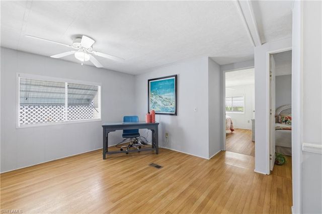 726 Knotty Pine CIR, North Fort Myers, FL 33917